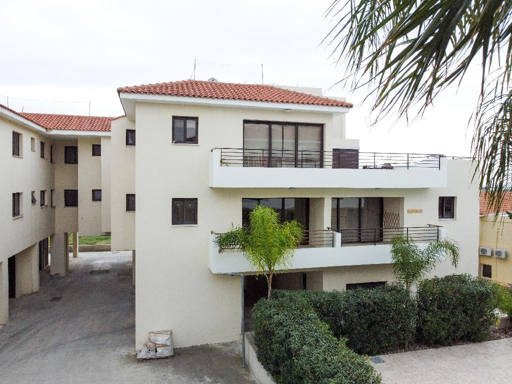 2 Bedroom Apartment for Sale in Tersefanou, Larnaca