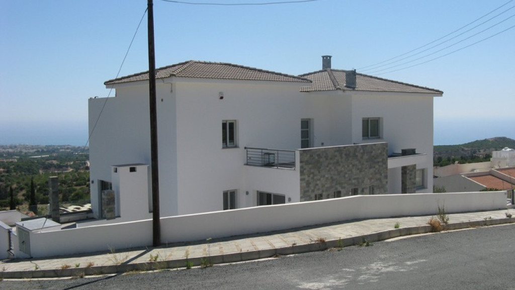 For sale 4 Bedroom Luxury Villa in Tala, Paphos