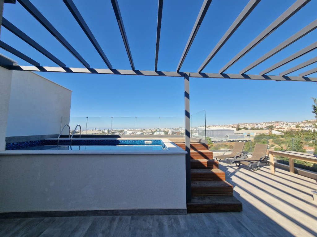 2 Bedroom Penthouse in Germasogeia, Limassol